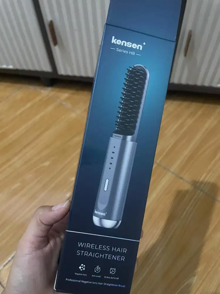 Sisir pelurus rambut