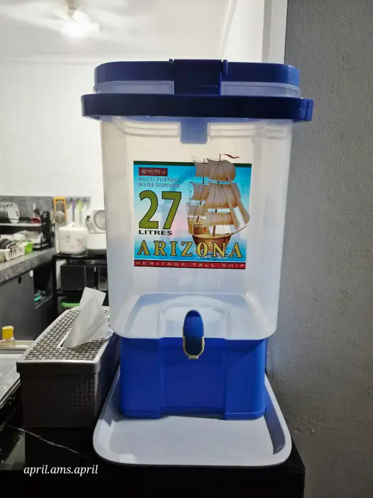Water dispenser, tempat es, tempat air 27 liter