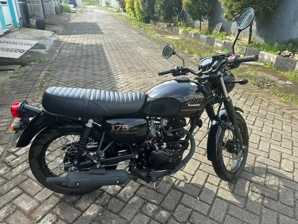 Kawasaki W175 2024