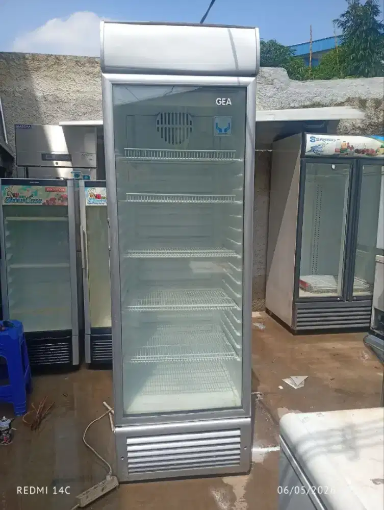 showcase Gea 5 rak 488 liter