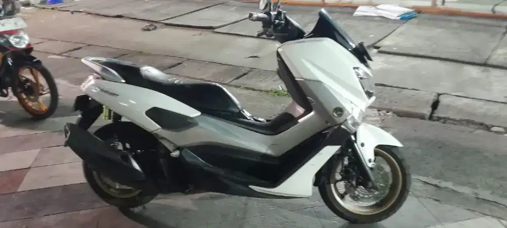DIJUAL NMAX TAHUN 2017 PAJAK OFF 2 THN