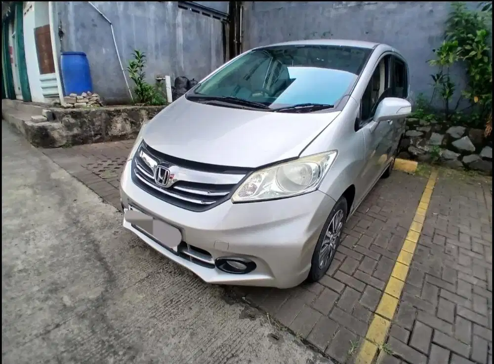 Honda Freed 1.5 S AT 2013