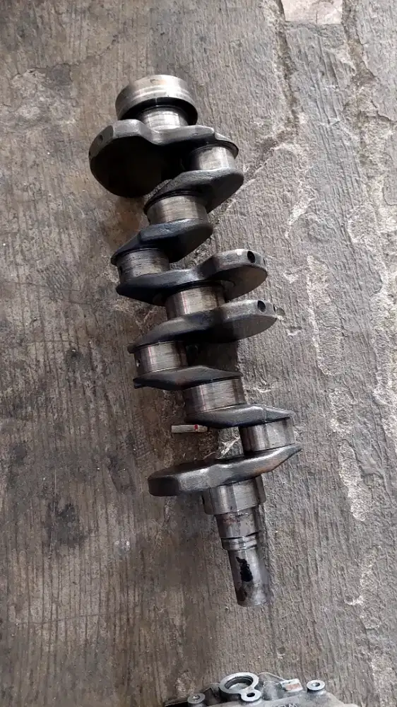 CRANSHAFT PAJERO 2014