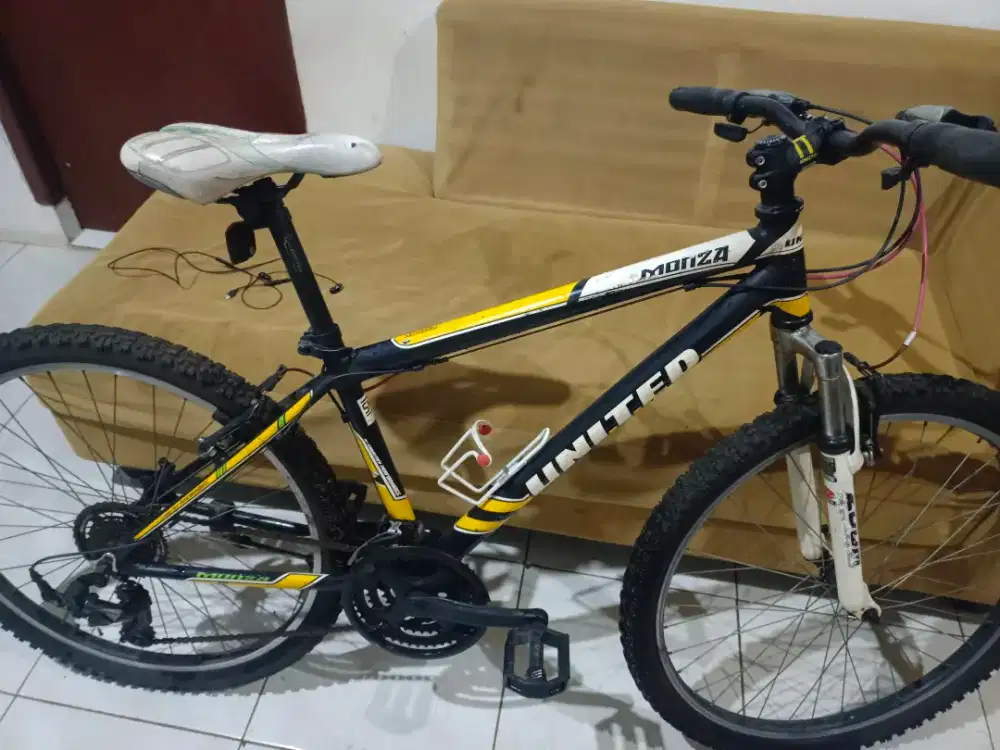Sepeda Mtb united monza aloy