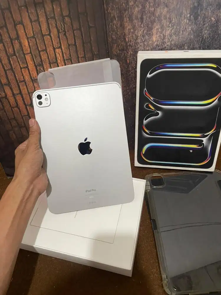Ipad Pro M4 11inch 256 iBox Silver Like New