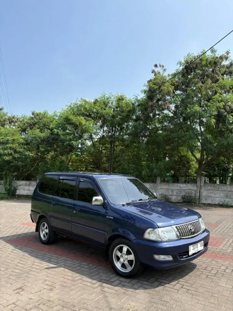 Toyota Kijang LGX 1.8 efi tahun 2000