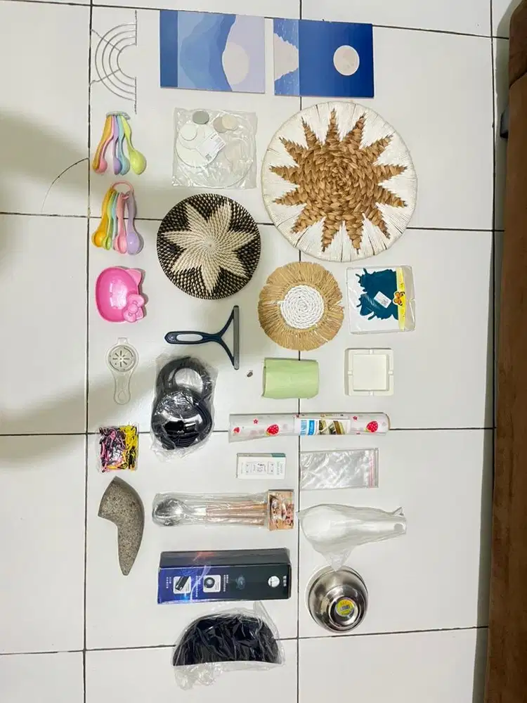 DI JUAL APA AJAH