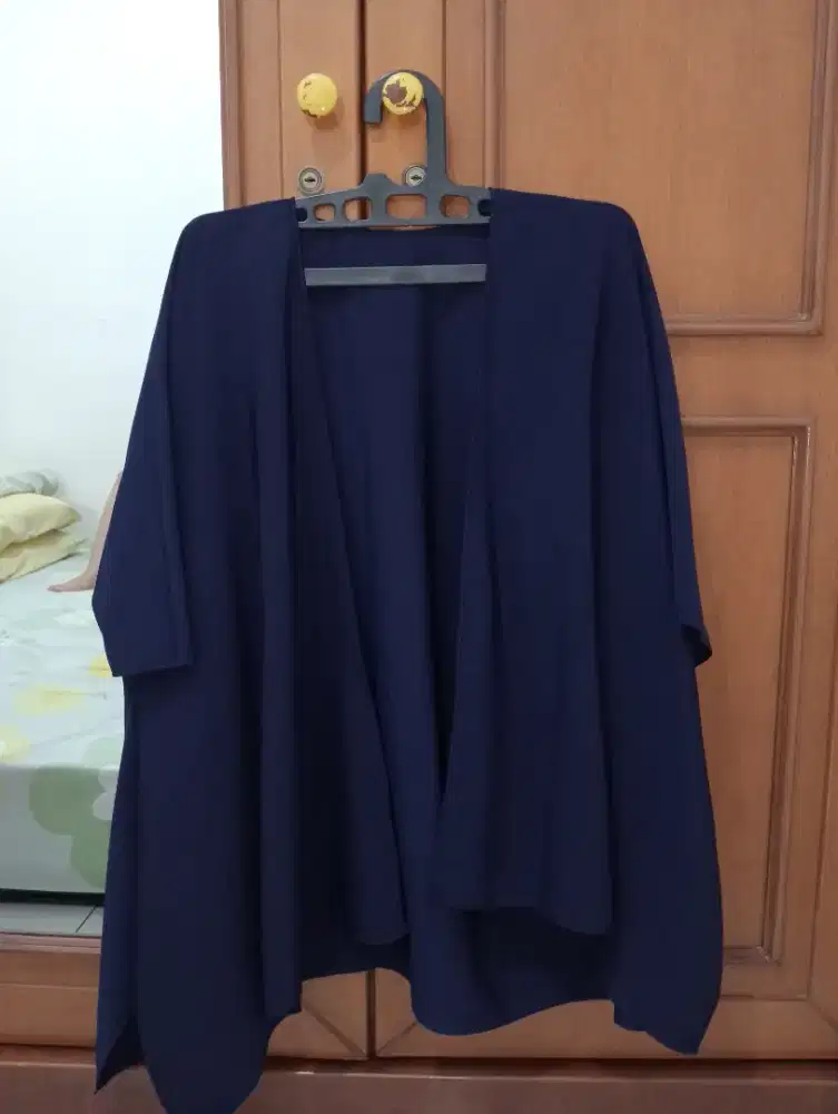 PRELOVED OUTER CARDIGAN