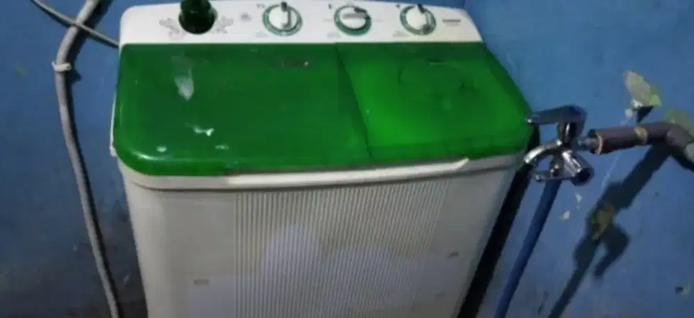 Mesin Cuci 2 Tabung Sanken