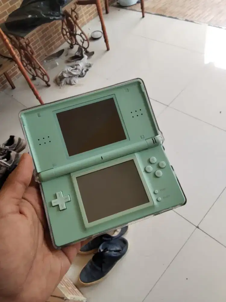 NITENDO DS LITE