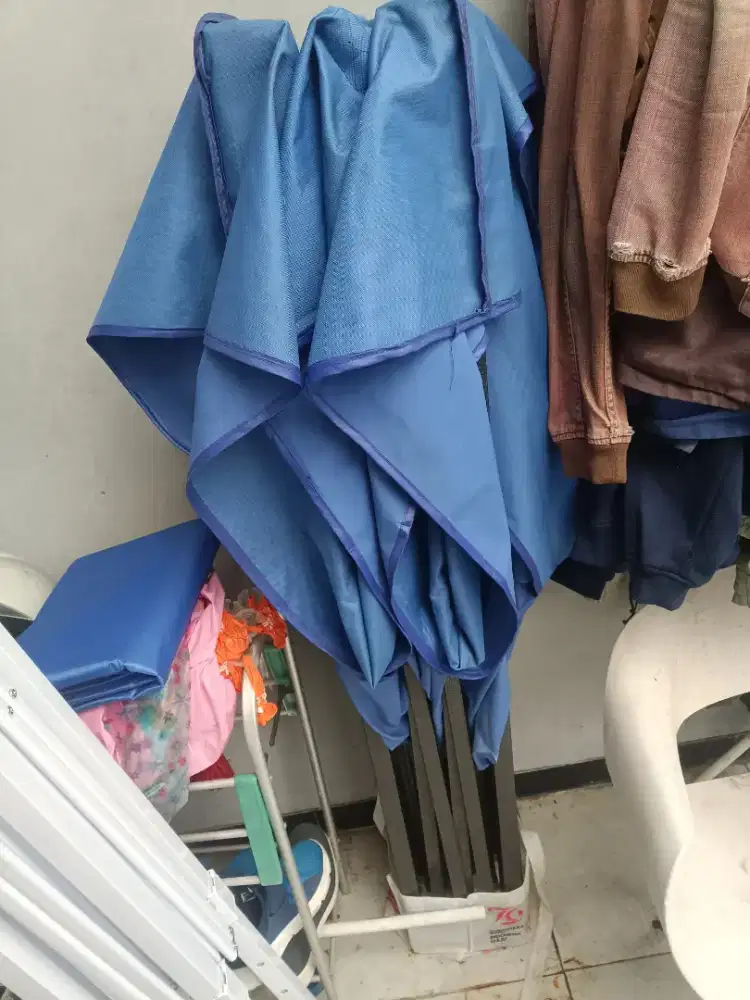 Tenda lipat preloved 3 x 3 masih bagus dan layak pakai
