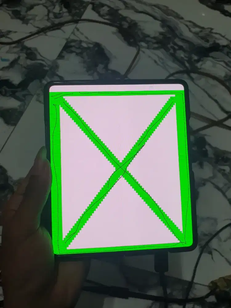 LCD Dalam Samsung Fold 4 normal