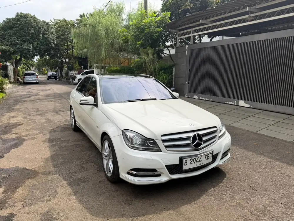 Mercy C300 2012 C250 BMW