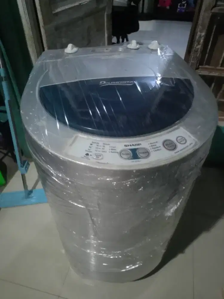 Mesin cuci satu tabung sistem manual merk Sharp mulussss