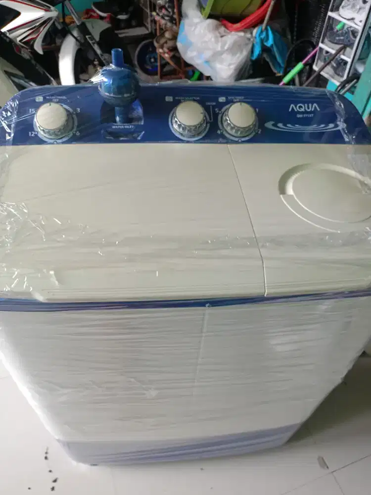 Mesin cuci 2 tabung merk Aqua japan mulus kapasitas 8kg siap pakai