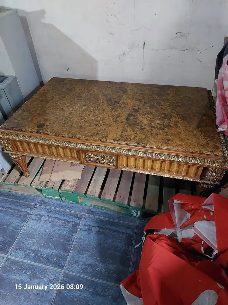 Dijual Meja Marmer Bekas