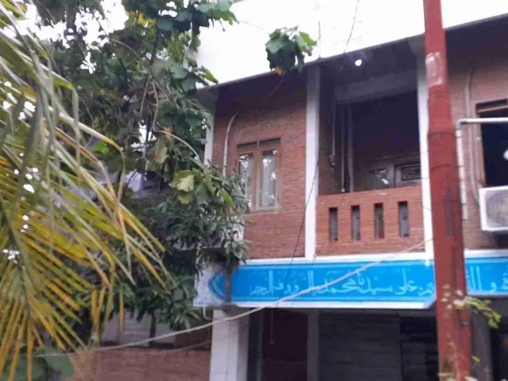 Dijual tanah dan bangunan di Kahfi 2 Jagakarsa Jaksel