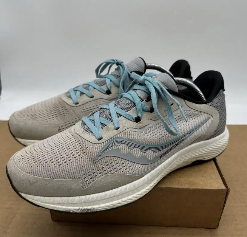 Saucony Freedom 4