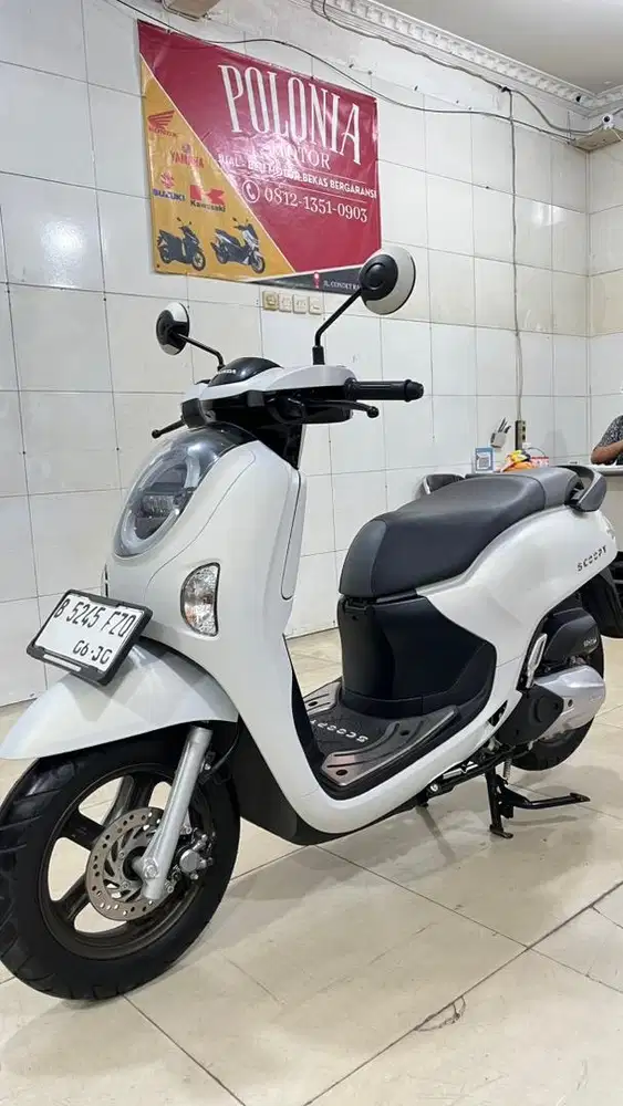 NEW SCOOPY PRESTIGE 2025 LOW KM 2rb PJK ON GRESS LIKE NEW BODY ORI