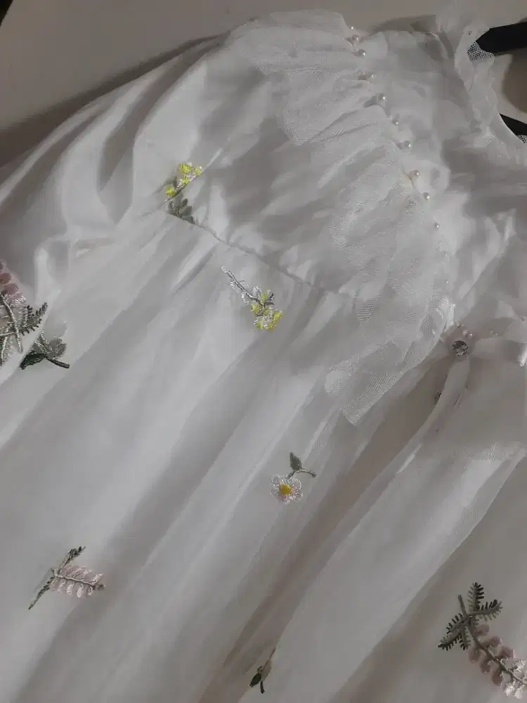 Di jual gamis/ gaun