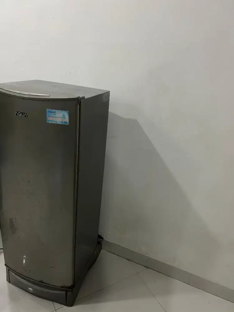 Jual kulkas merk aqua