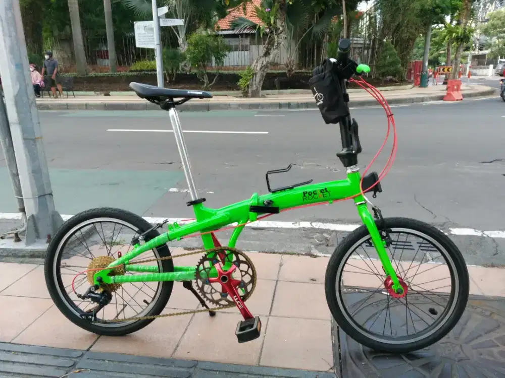 Sepeda lipat pocket rocket