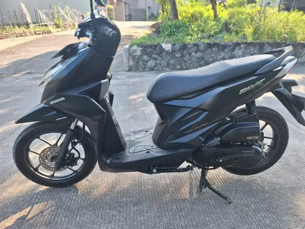 Beat deluxe 2021 km baru 14rb istimewa bisa cash/kredit syariah