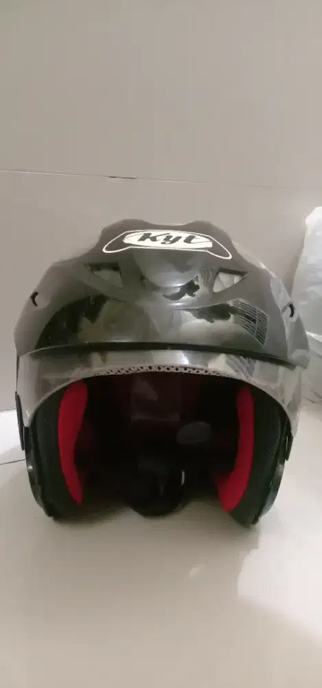 Helm KYT second murah !