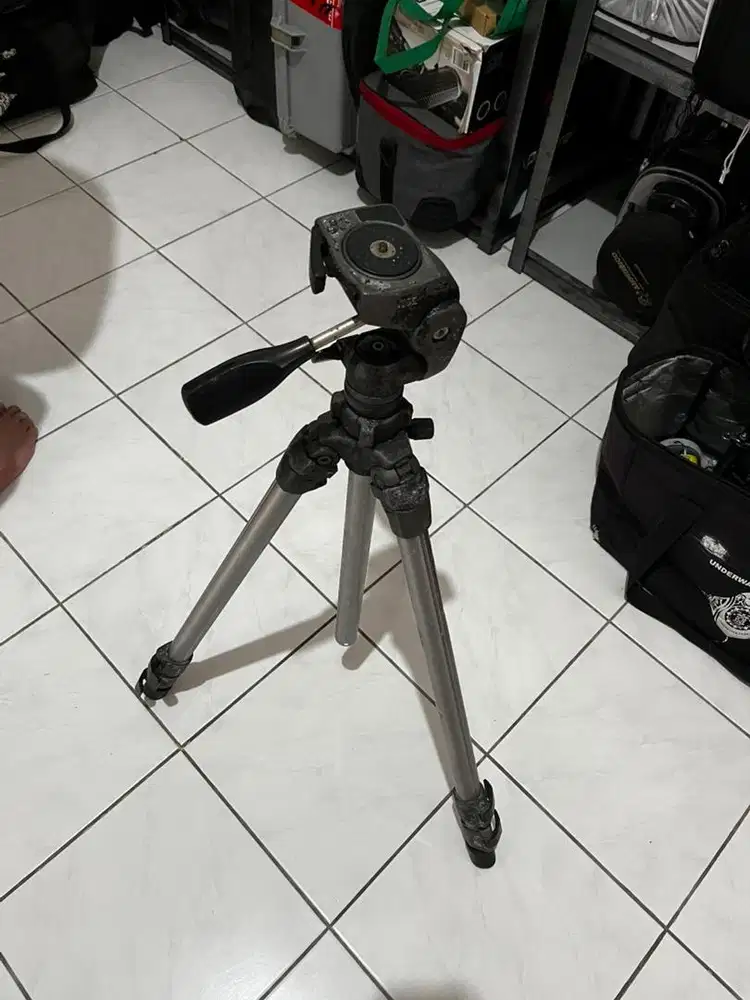 Tripod bekas for camera