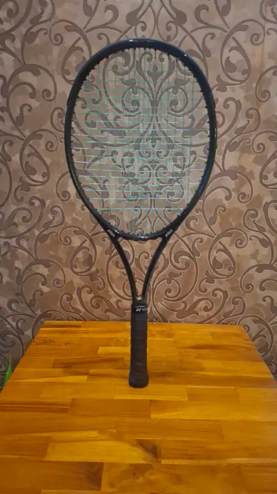 Raket tenis merk yonex vintage
