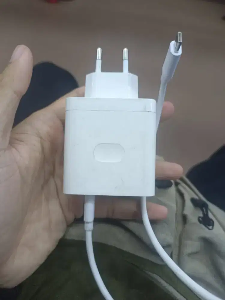 Charger Original Bawaan Realme GT NEO 3