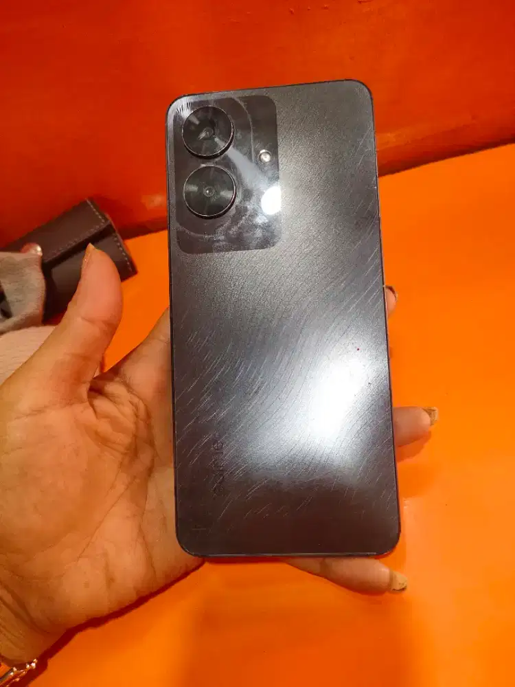 Realme note 60 ram 4+4/64gb NaeT