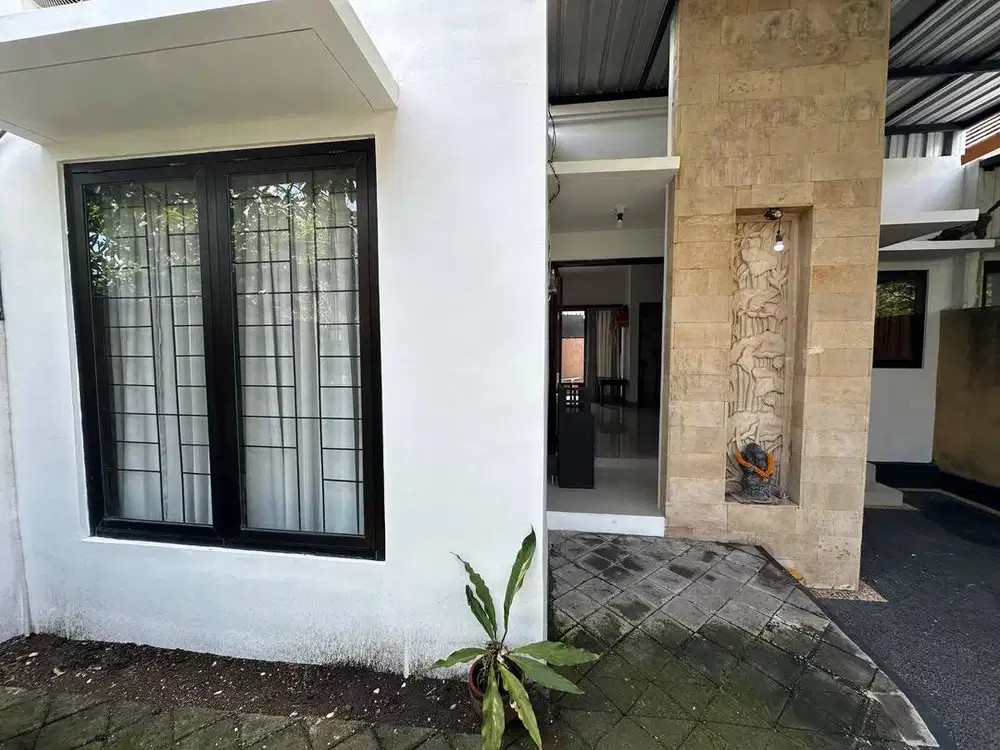Rumah Strategis Belakang Sidewalk Mall Jimbaran, Siap Huni!