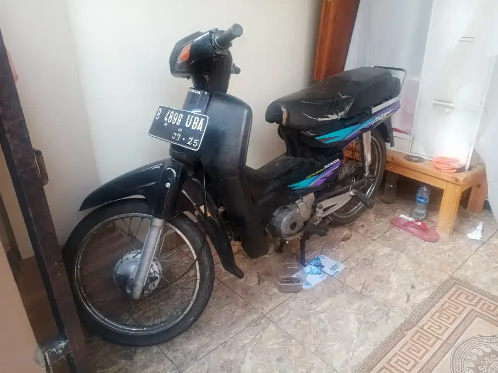 Honda Astrea Legenda 2003