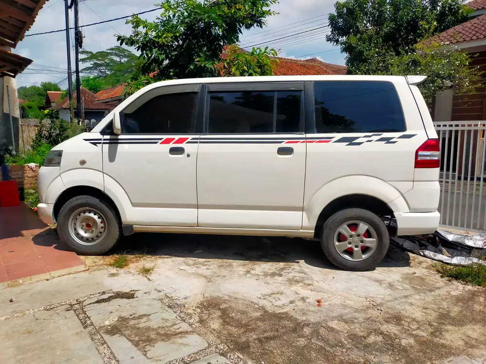 Suzuki APV 2012 Bensin
