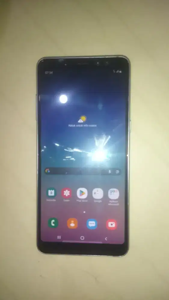 Samsung a8+ 4/64