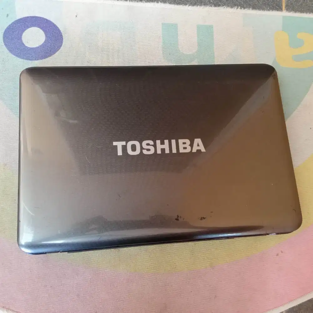 Laptop Toshiba Satellite L645 Intel Core i3
