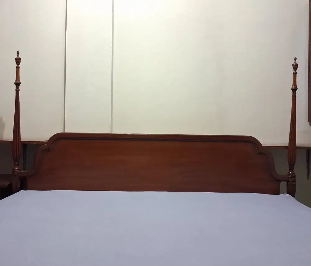 Headboard Tempat Tidur Jati 180 cm Minimalis Elegan + 2 Tiang