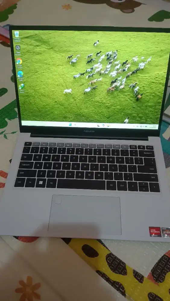 Laptop ADVAN workplus ryzen 5 fullset no minus