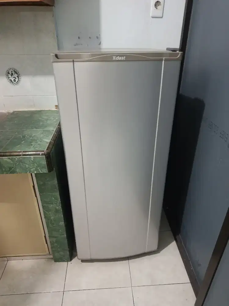 Kulkas 1pintu merek Dast kondisi baik