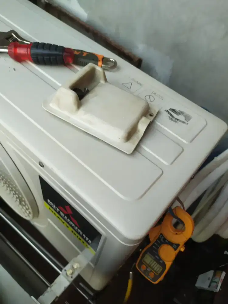 JASA SERVICE AC TIDAK DINGIN