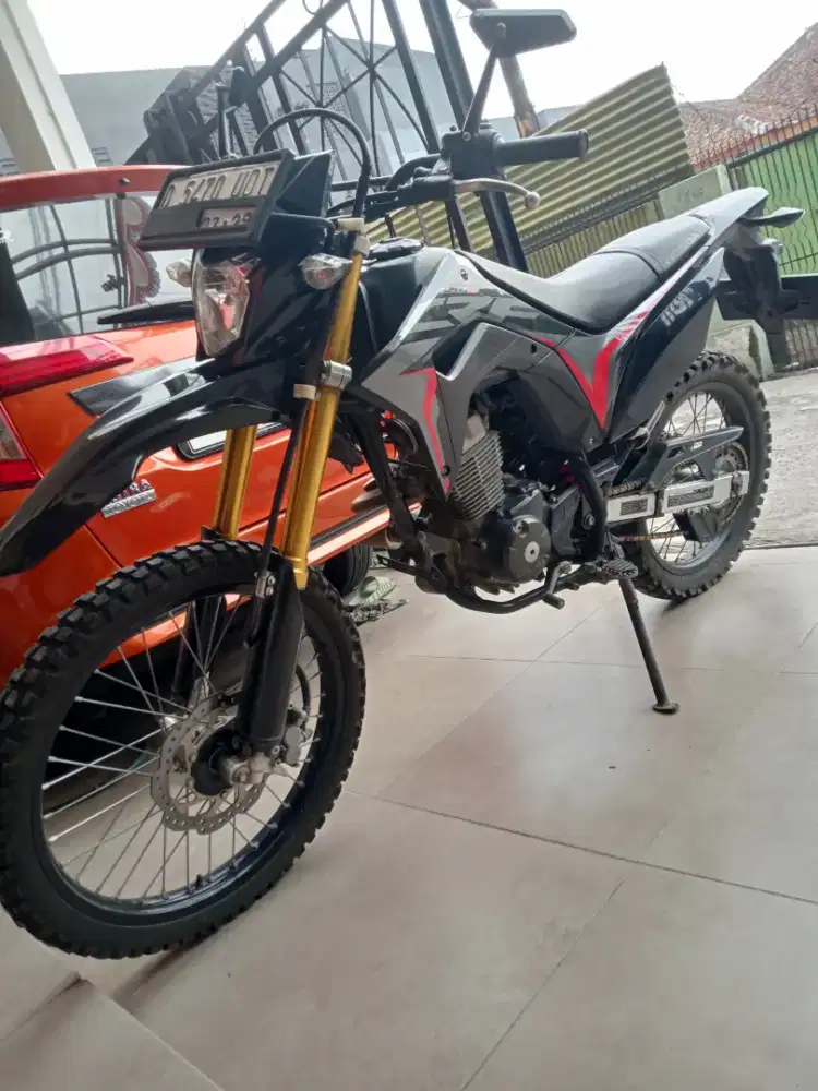 Honda crf plat bandung mulus