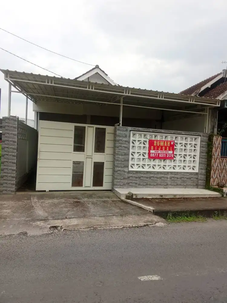 Dijual Rumah Strategis Mojokerto