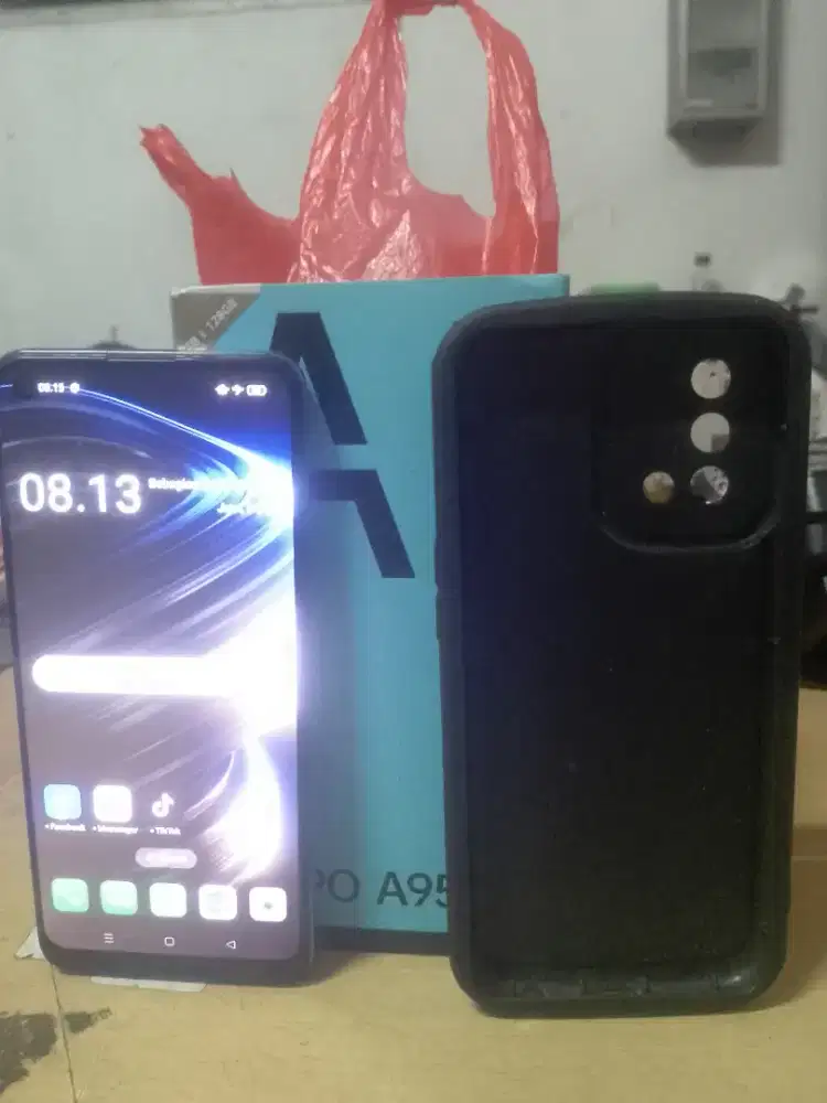 Oppo A95 8+8/128gb