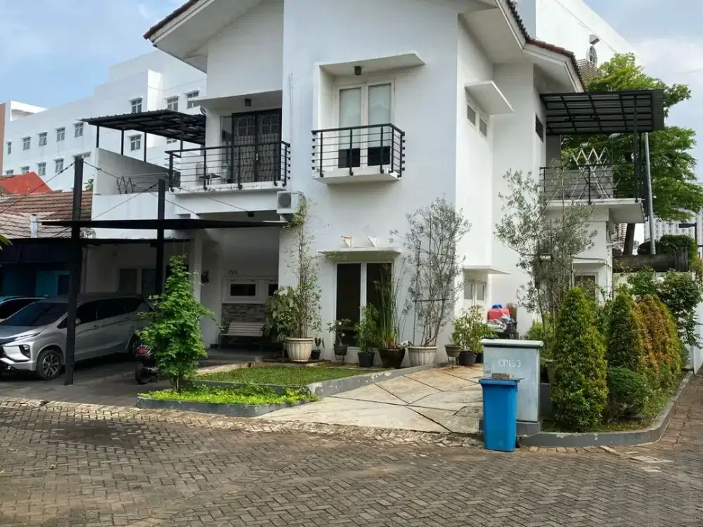 Dijual Rumah Gardenia Estate Ciputat Tangsel (Lokasi Pinggir Jalan Utama)
