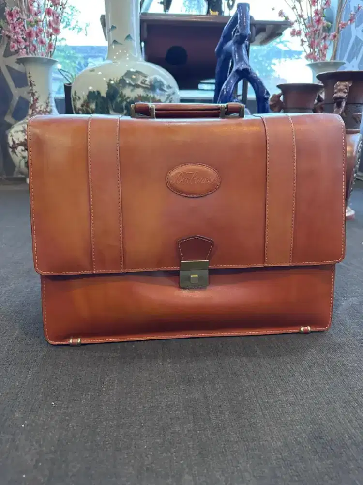 Tas kantor vintage