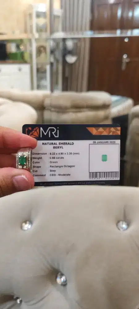 Cincin Batu Zamrud Emerald