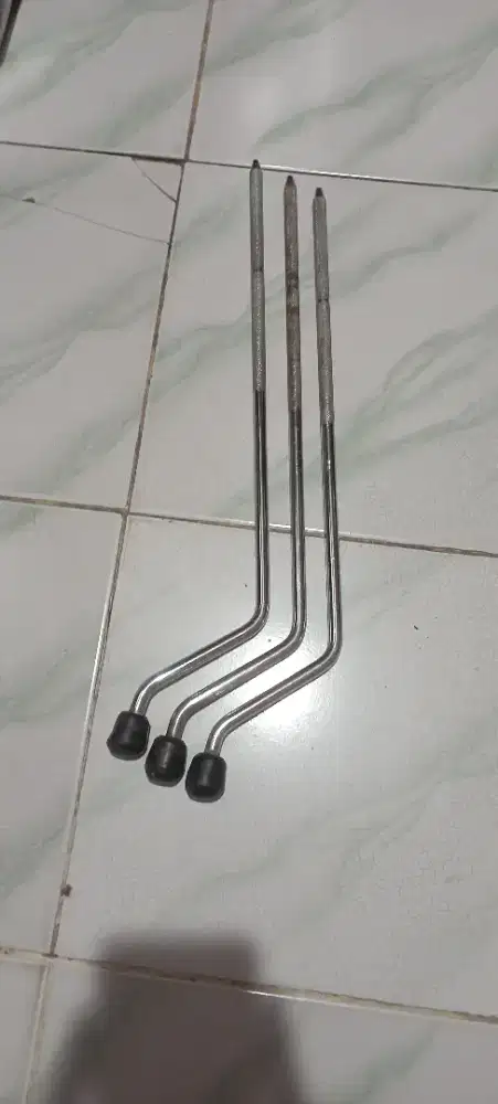 Kaki Floor Tom Bekas Yamaha