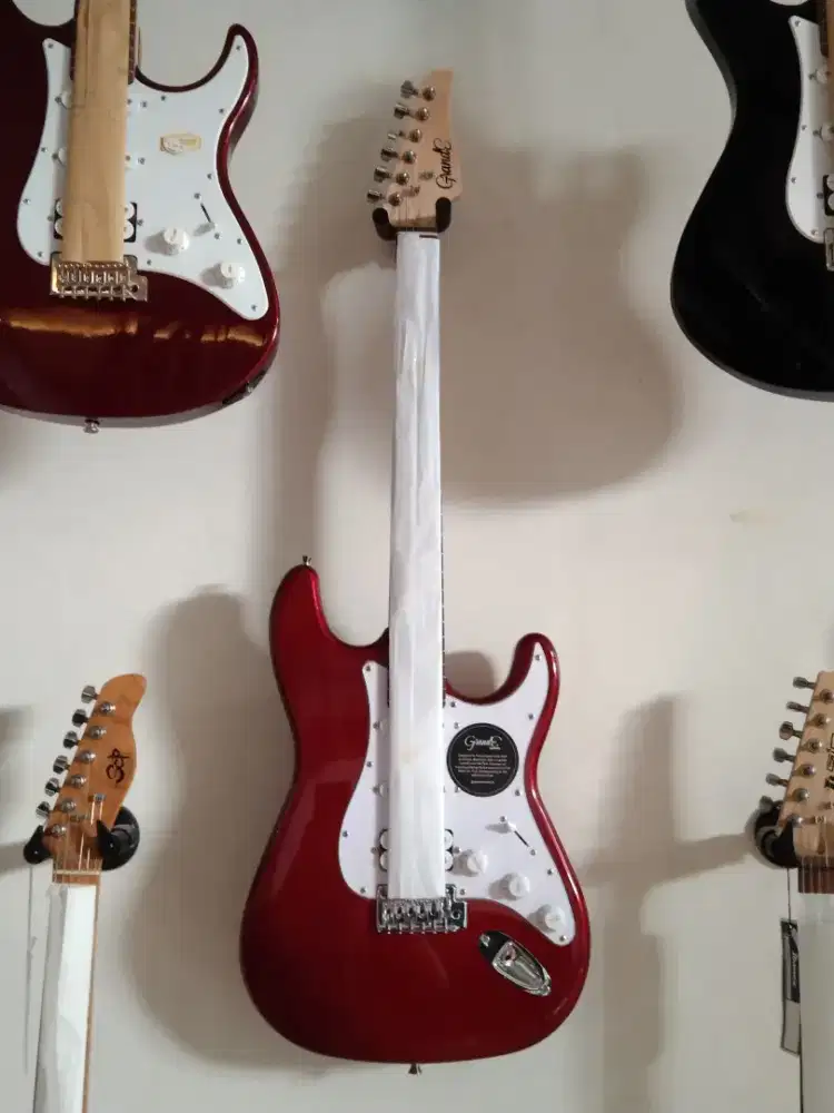 GITAR ELEKTRIK GRANDE GST80