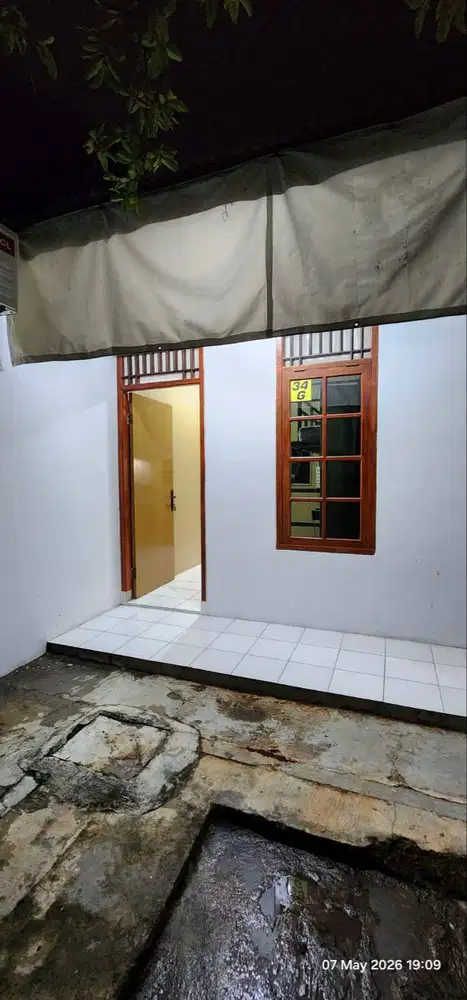 Kost Strategis di belakang Stasiun LRT Pancoran
